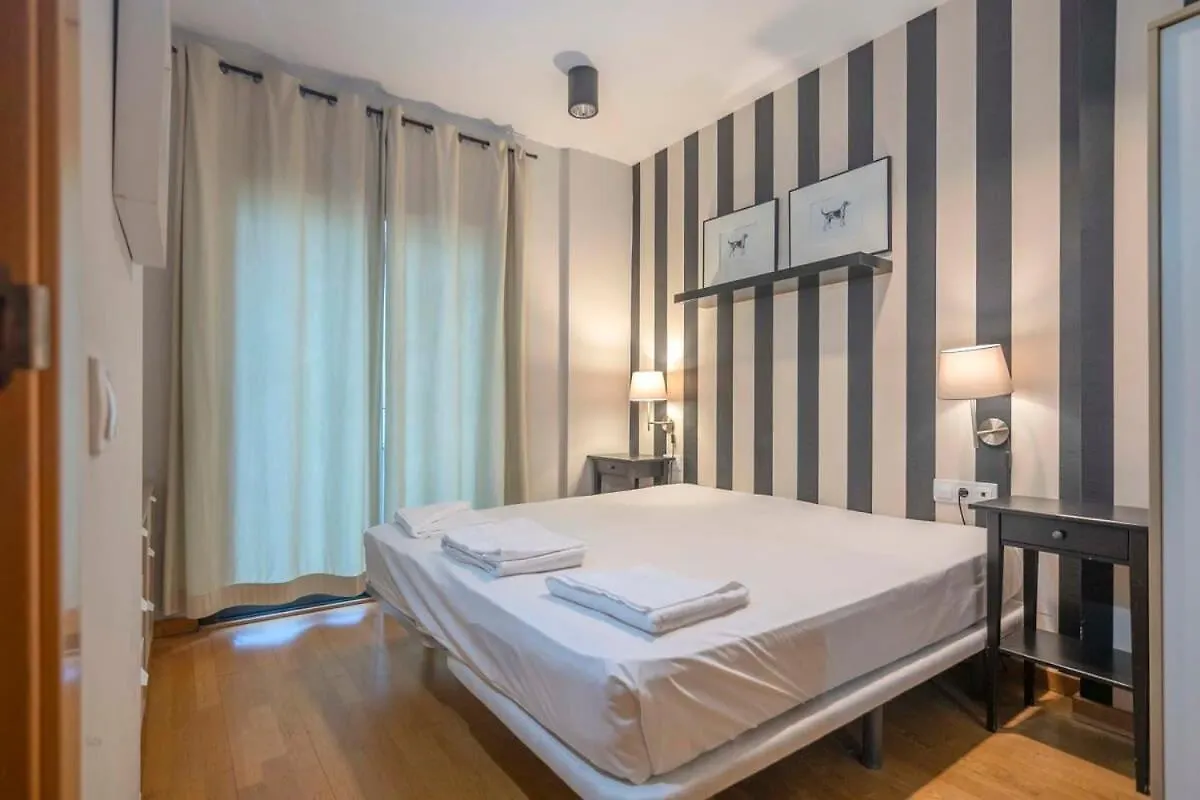 Modern And Bright Apartment In Eixample 2-1 巴塞罗那